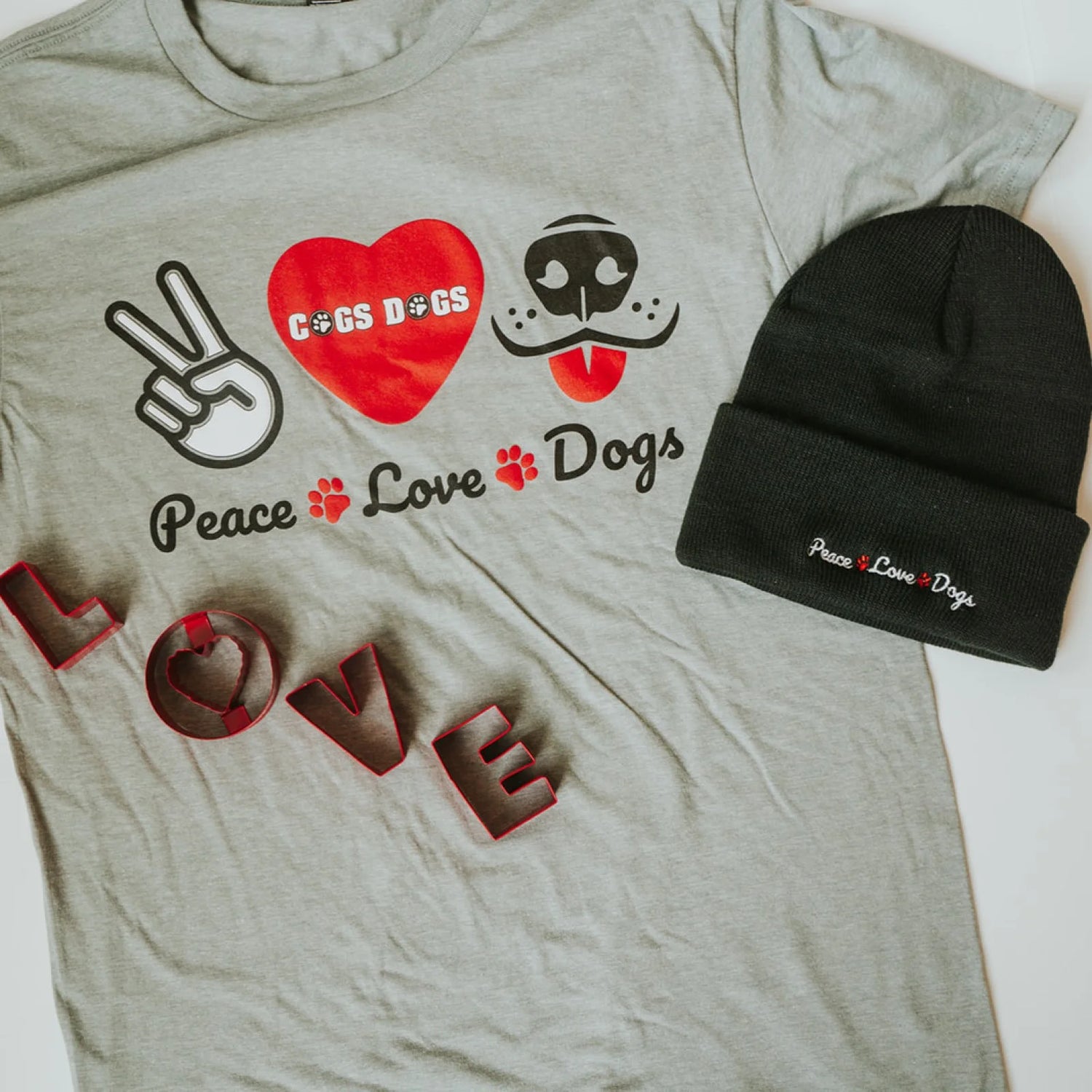 Peace Love Dogs T-Shirt & Beanie Bundle